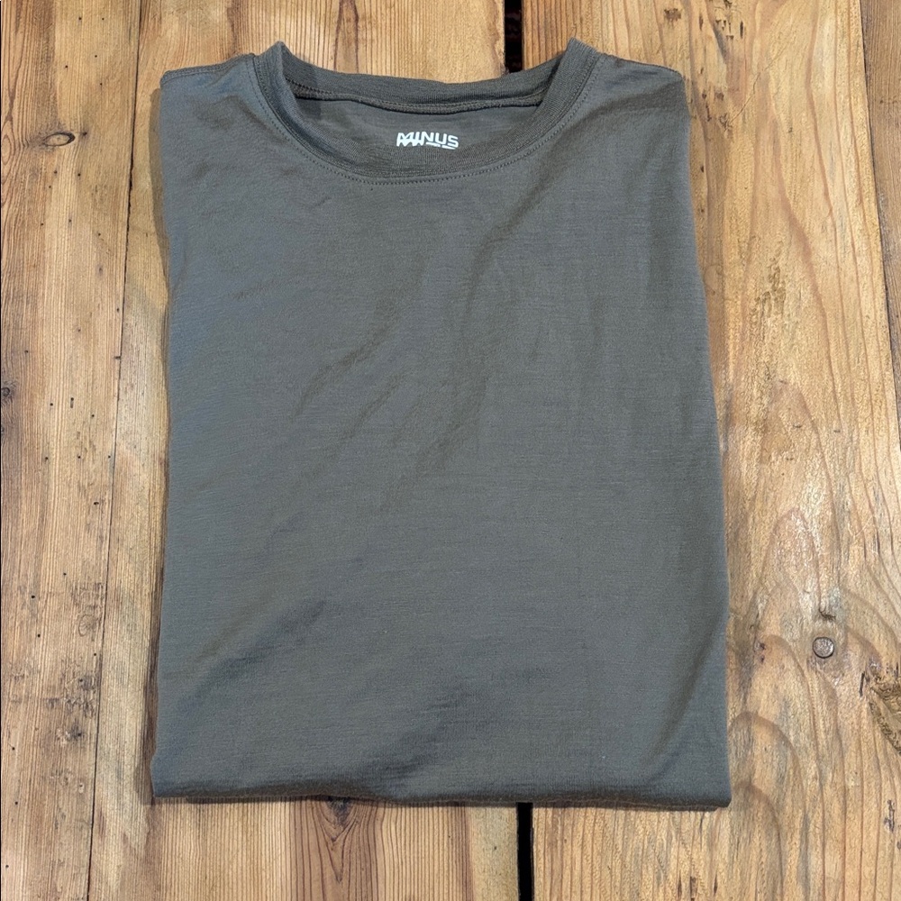 MINUS33 Men's L Olive Drab Green LIGHTWEIGHT 170 Tee T-SHIRT 100% MERINO WOOL